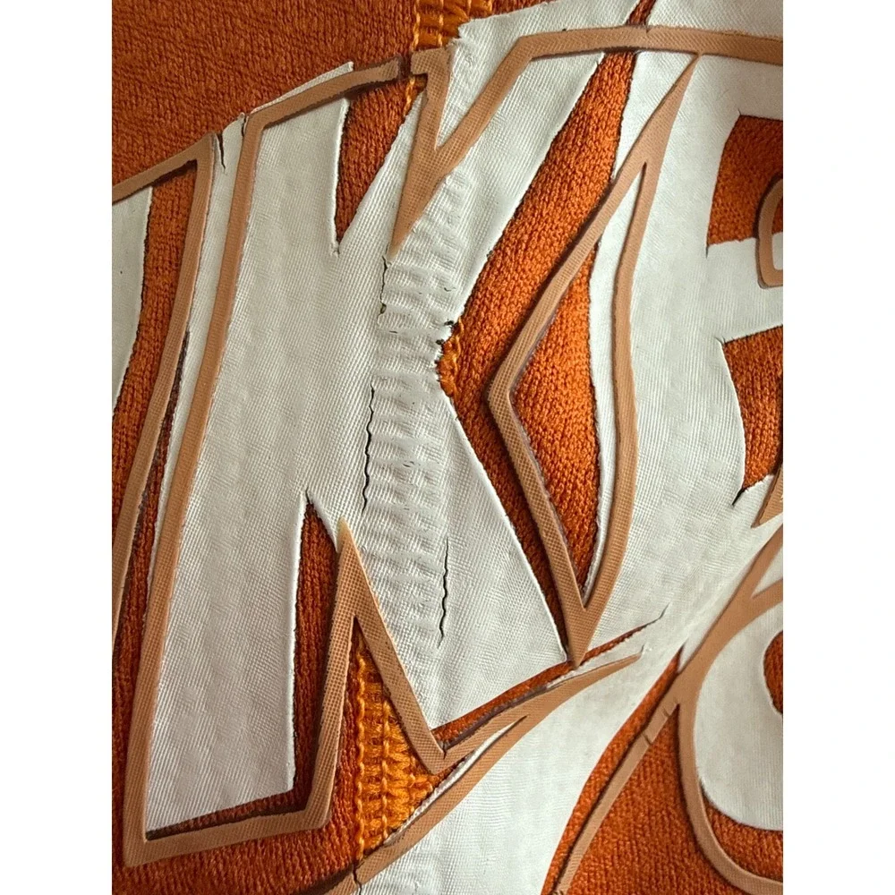 Nike SB Dri-FIT Mens Orange Mesh Athletic Skateboarding Shorts Size Medium